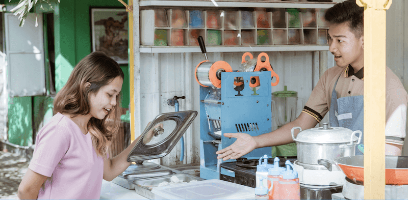 Restaurants & Food Stalls